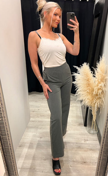 Verina pants - grey pinstripe