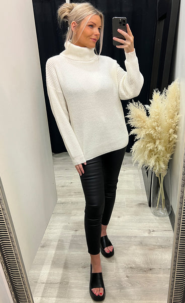 Chloe pullover - white