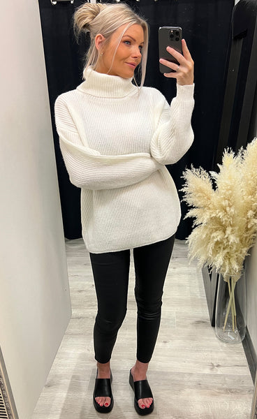 Chloe pullover - white