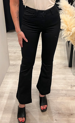 Becca bootcut pants - black