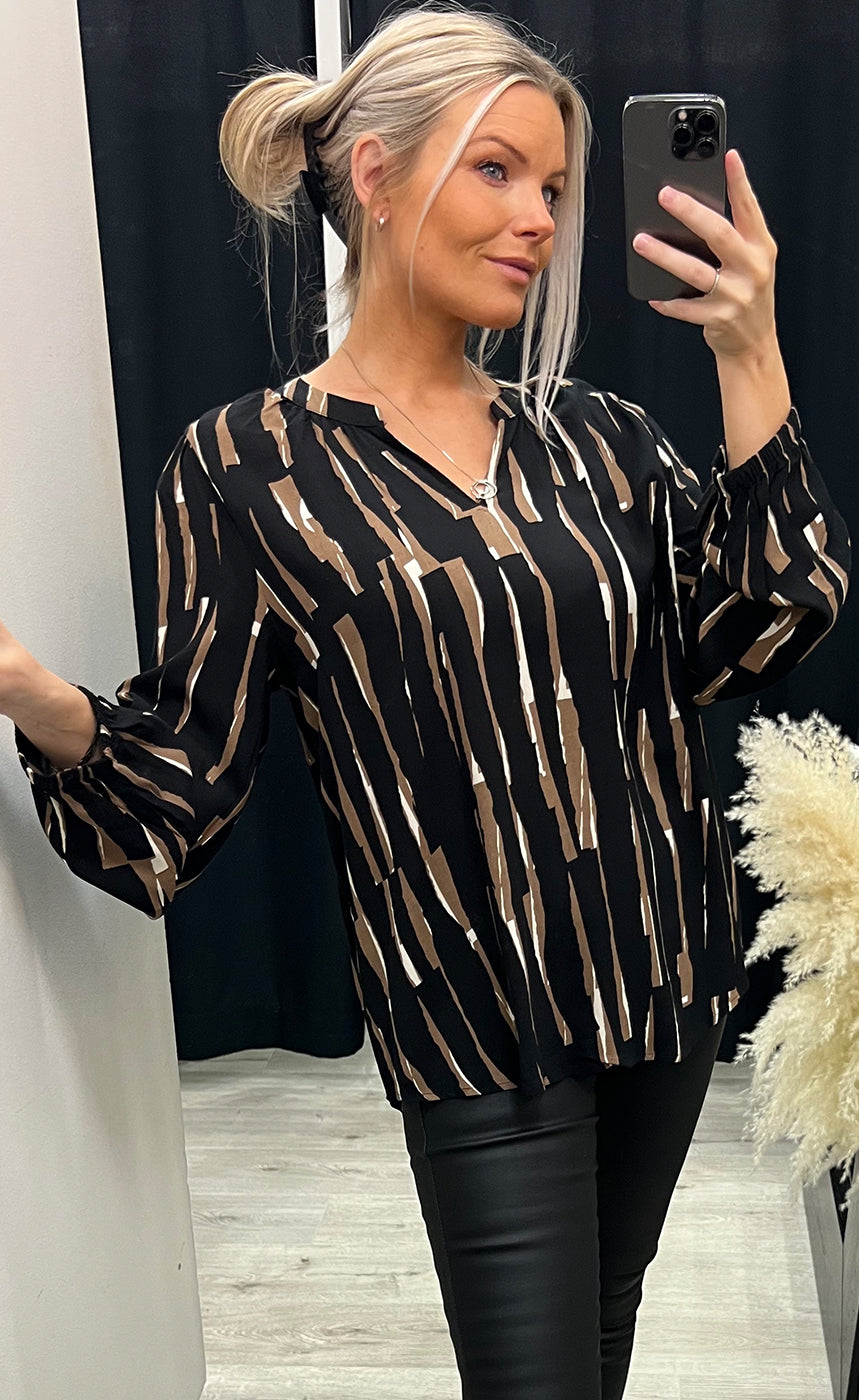 Glowy blouse PLUS - cocoa creme