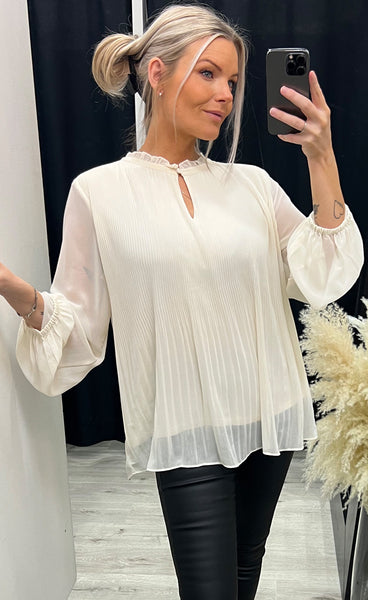 Pleats blouse PLUS - whitecap