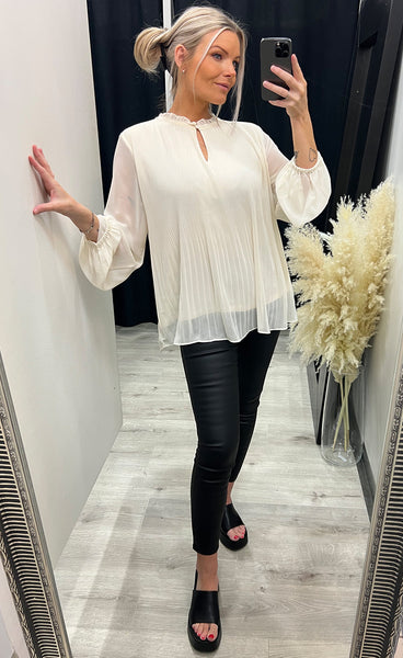 Pleats blouse PLUS - whitecap