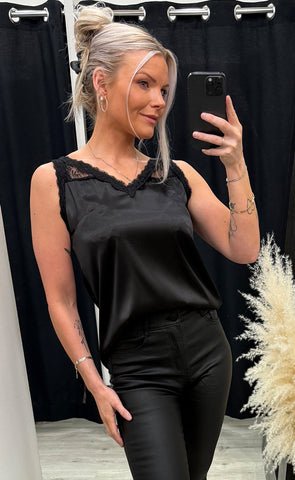 Satin top - black